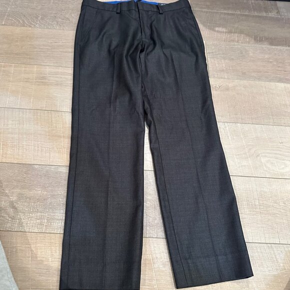 REACTION KENNETH COLE 2 PIECE SUIT CHARCOAL GRAY 36S COAT 30 X 30 - Picture 8 of 15